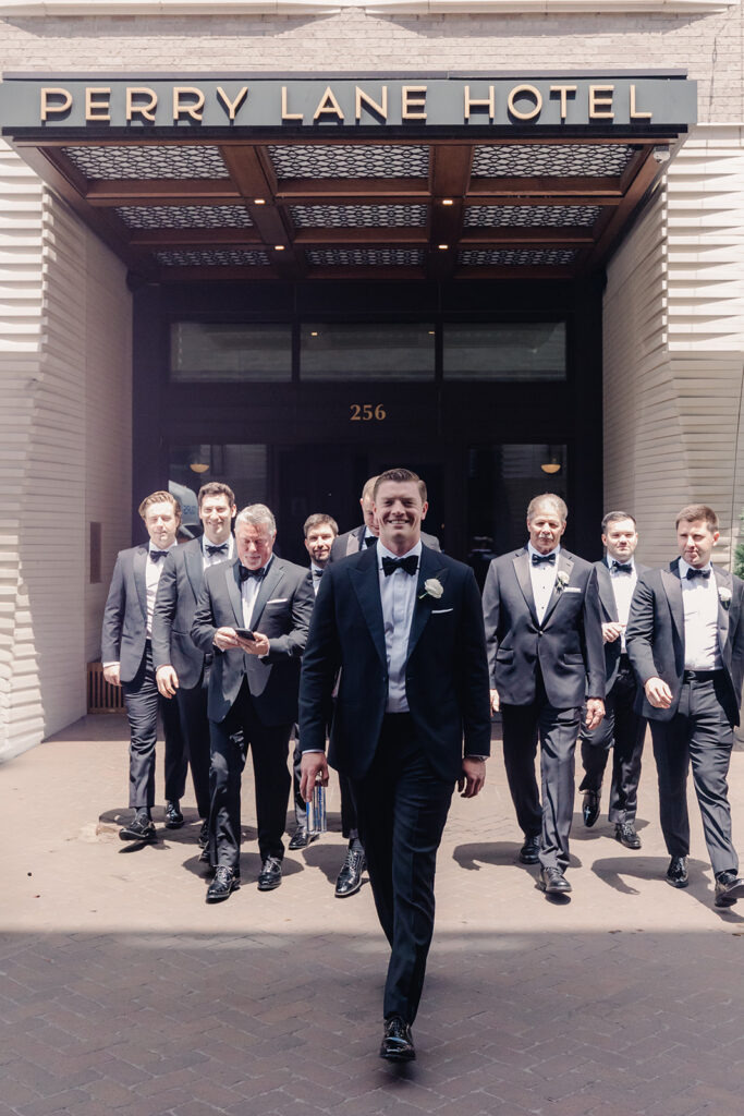 Savannah Destination Wedding at Perry Lane Hotel - Esther Griffin Photography