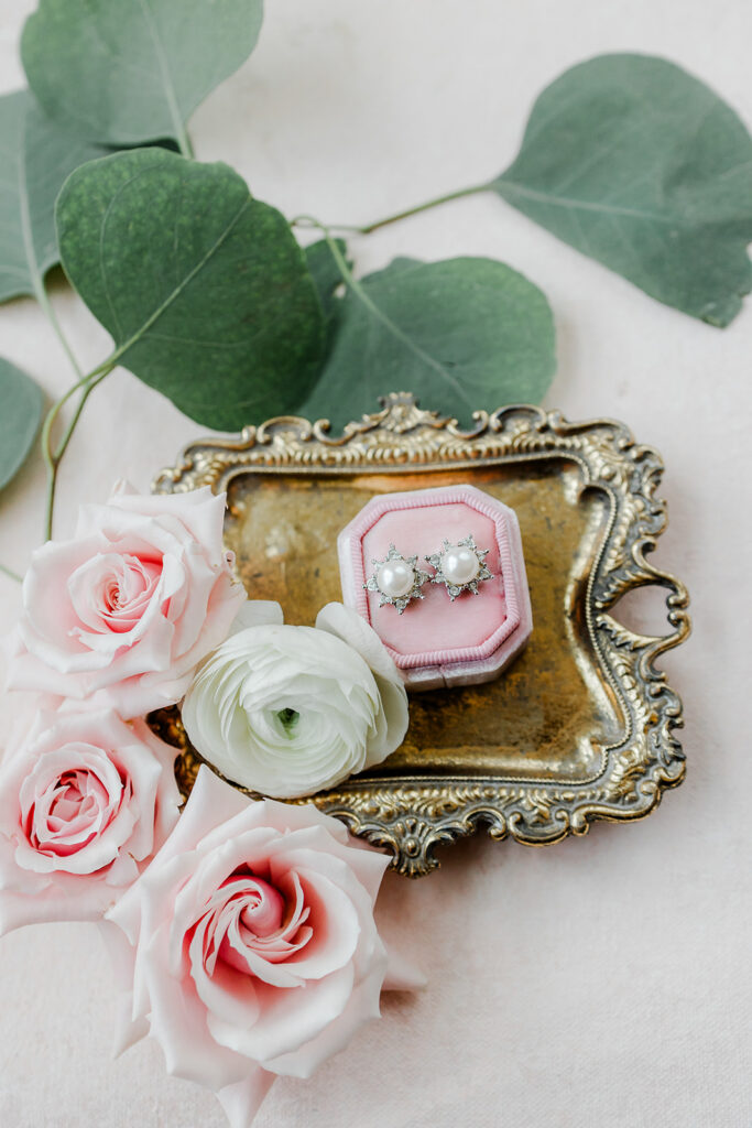 Savannah Destination Wedding at Perry Lane Hotel - Esther Griffin Photography