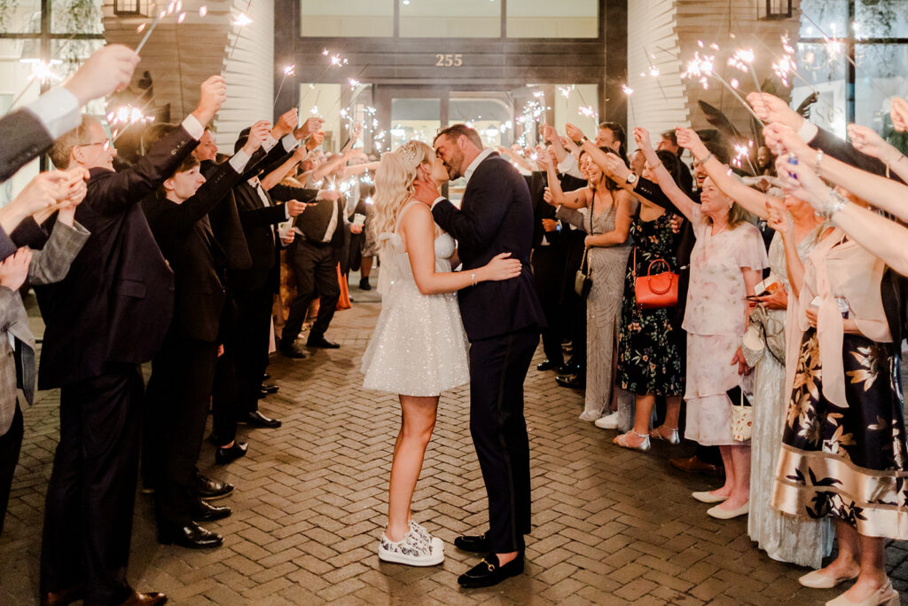 Savannah Destination Wedding at Perry Lane Hotel - Esther Griffin Photography