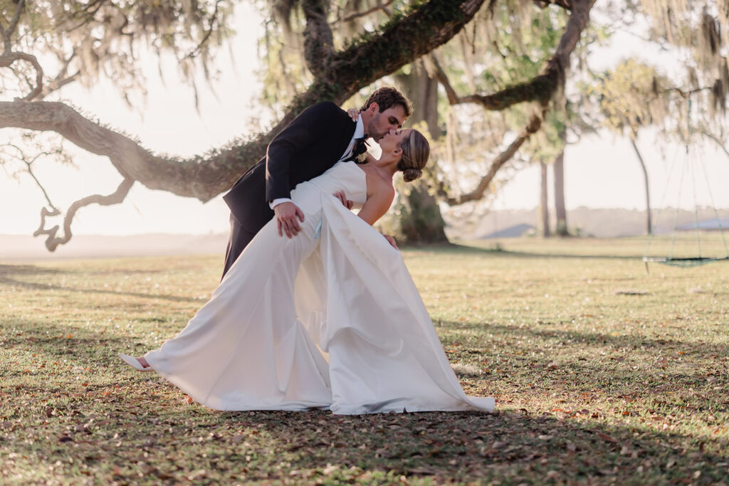 Luxury Wedding Photographs from Savannah