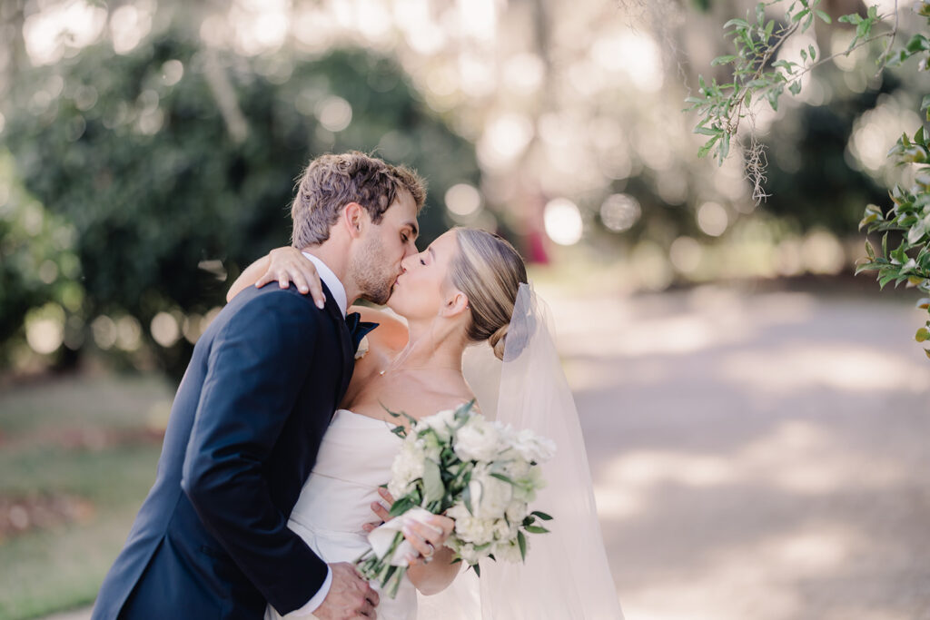 Luxury Wedding Photographs from Savannah
