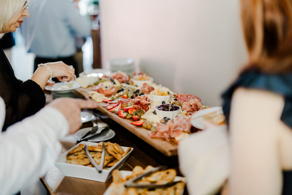 Vendor Spotlight - Elegant Savannah Weddings