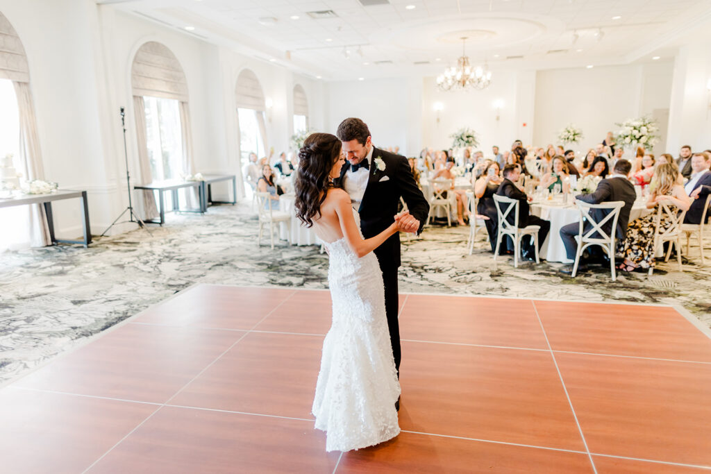 Vendor Spotlight - Elegant Savannah Weddings