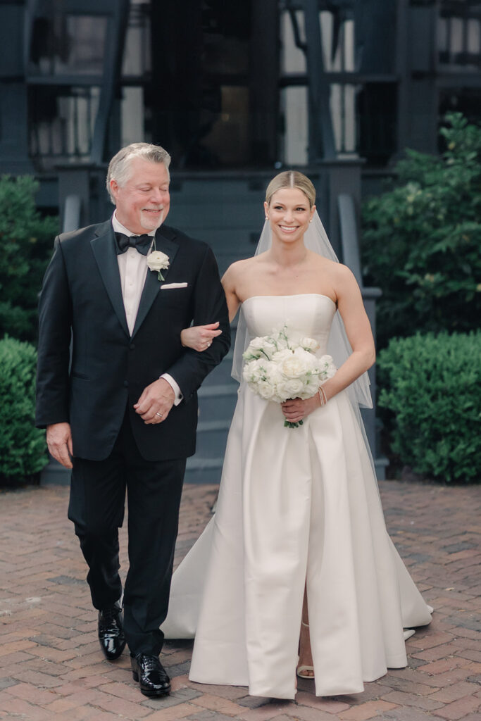 Classic Savannah Wedding at Harper Fowlkes