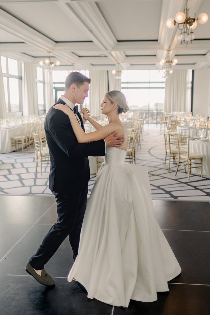 Classic Savannah Wedding at Harper Fowlkes