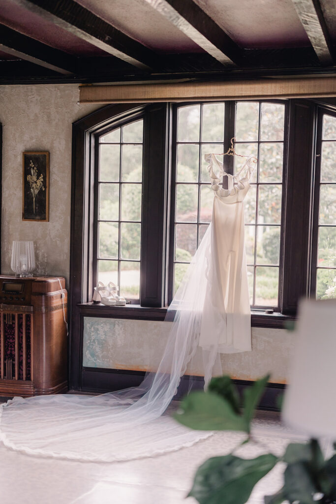 A Romantic Wedding at Windsor Manor