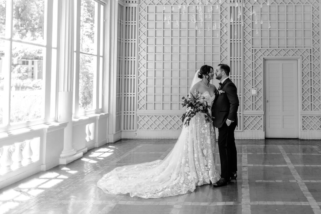 Stunning Wedding Photos - Another Option