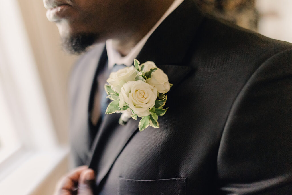 A Romantic Gastonian Elopement