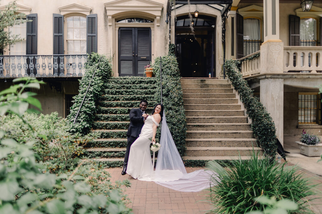 A Romantic Gastonian Elopement