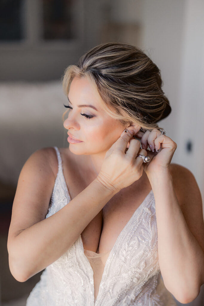 Tips for Stunning Bridal "Getting Ready" Photos