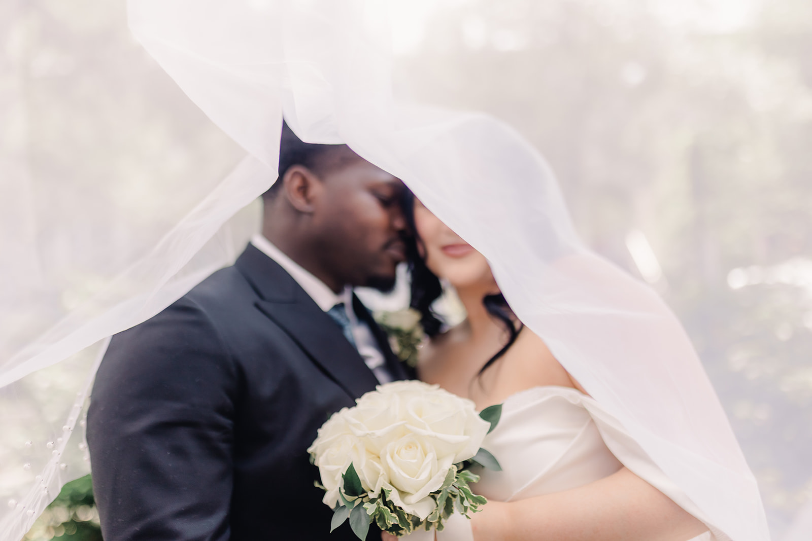 A Romantic Gastonian Elopement
