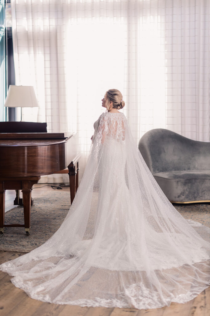 Tips for Stunning Bridal "Getting Ready" Photos