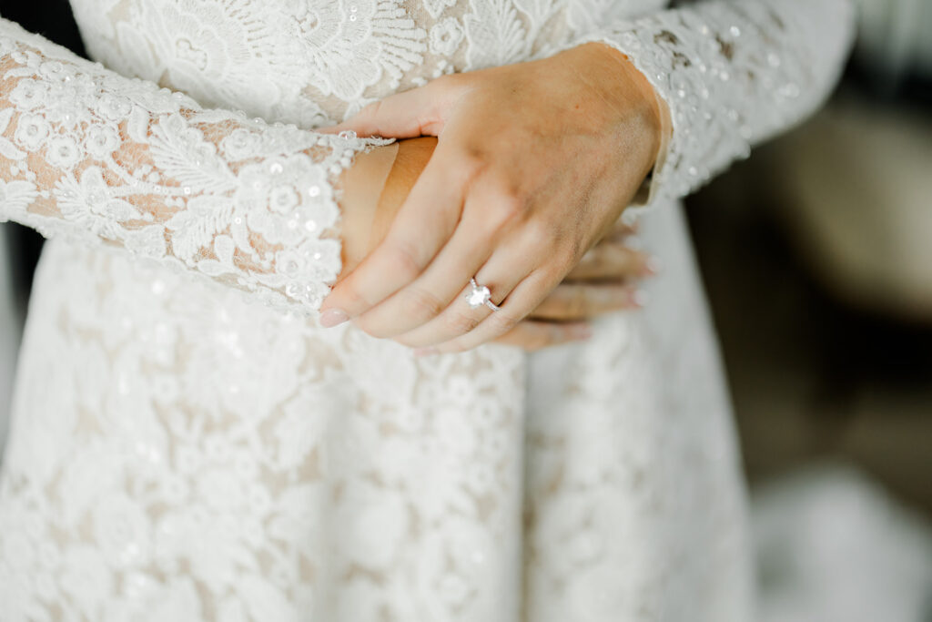 Tips for Stunning Bridal "Getting Ready" Photos