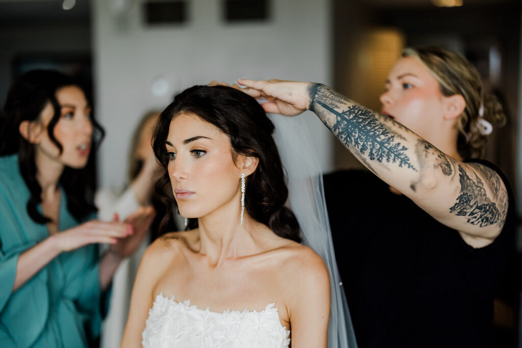 Tips for Stunning Bridal "Getting Ready" Photos