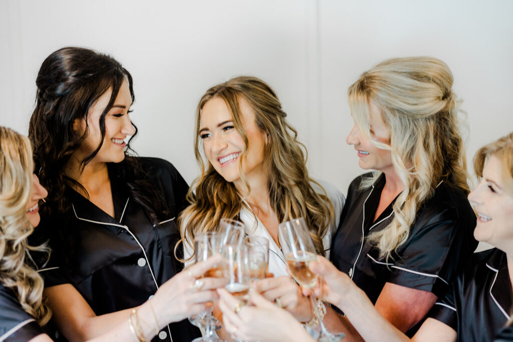 Tips for Stunning Bridal "Getting Ready" Photos