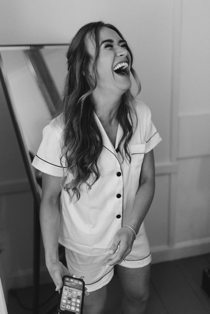 Tips for Stunning Bridal "Getting Ready" Photos