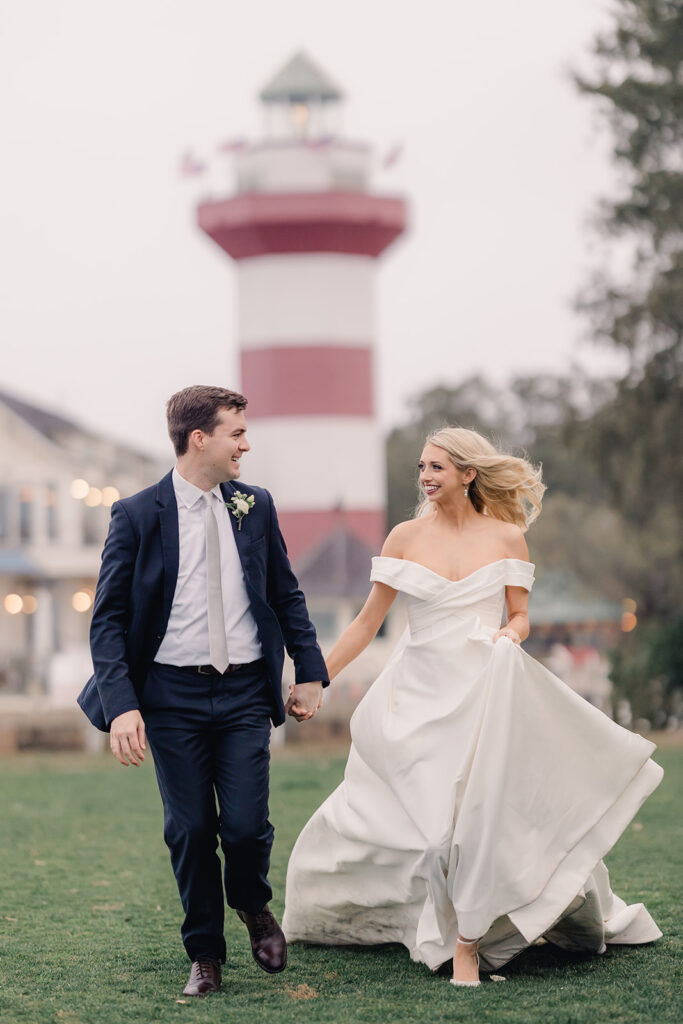 Savannah & Destination Wedding Photographer