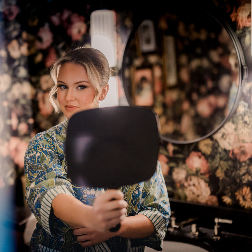 4 Tips for Choosing the Perfect Wedding Photographer