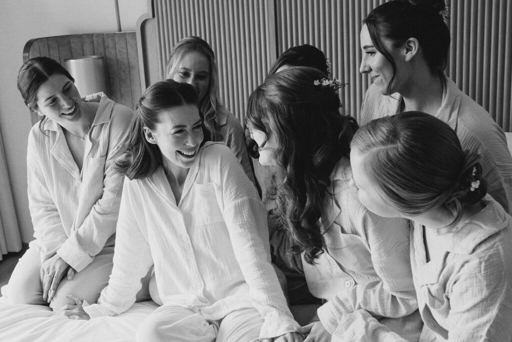 Tips for Stunning Bridal "Getting Ready" Photos