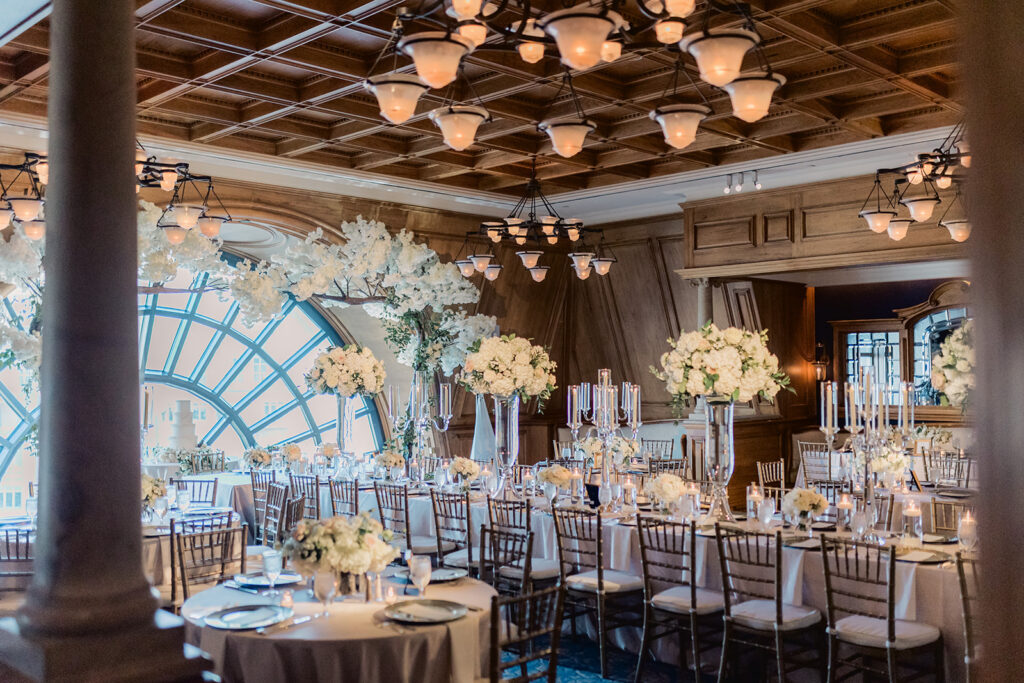Savannah & Destination Wedding Photographer