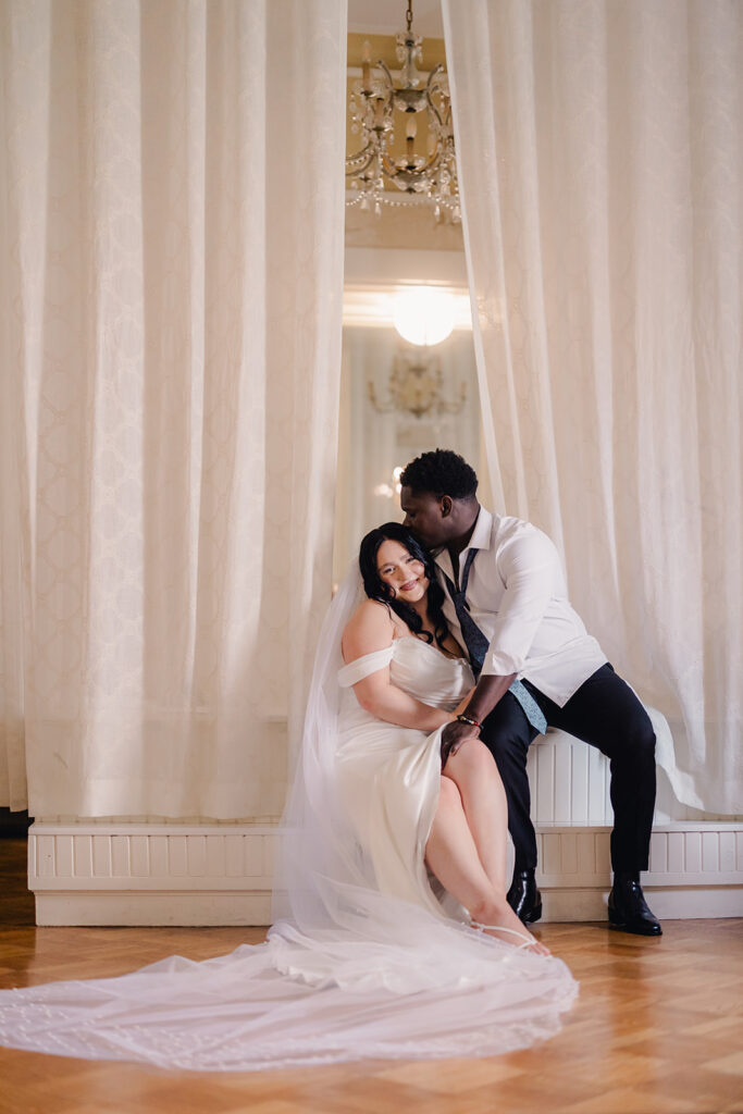 A Romantic Gastonian Elopement