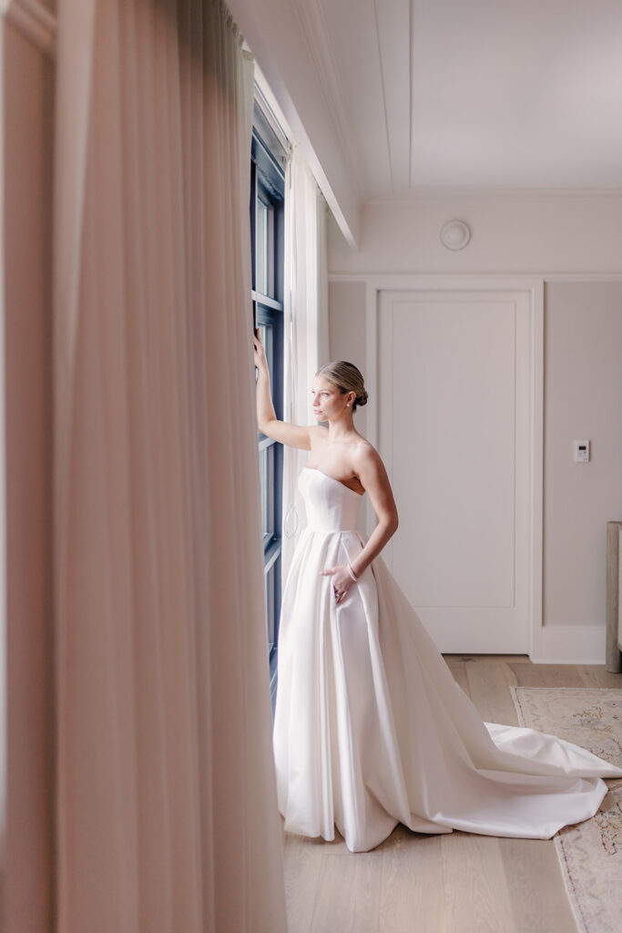 Tips for Stunning Bridal "Getting Ready" Photos