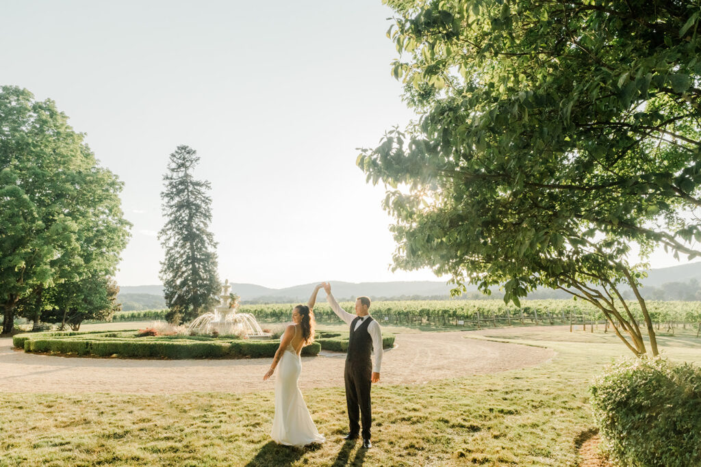 Savannah & Destination Wedding Photographer