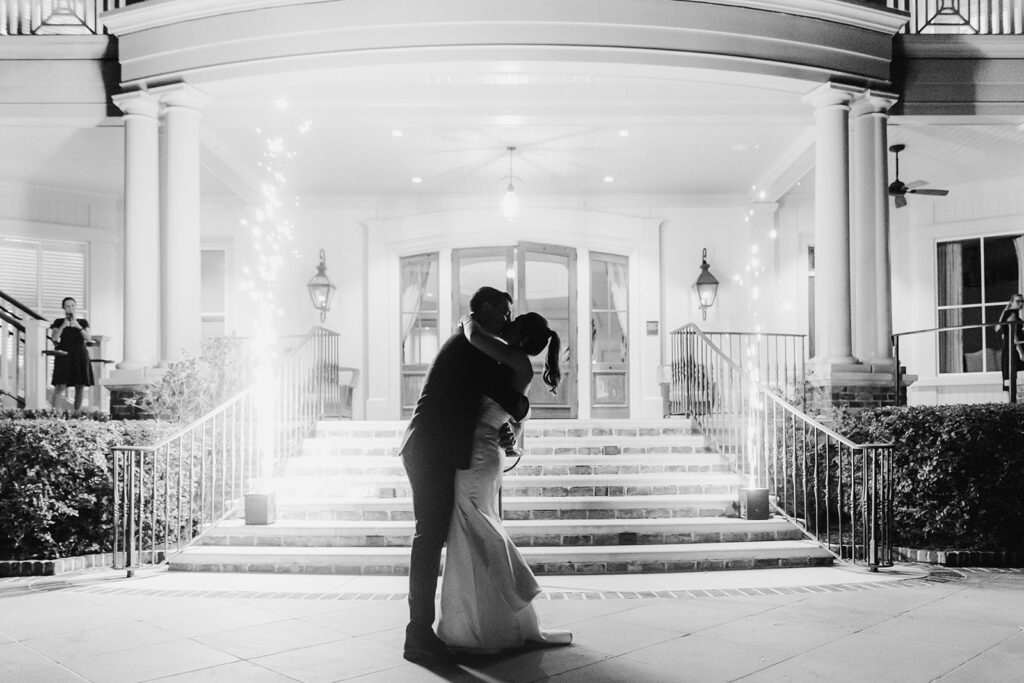 Savannah & Destination Wedding Photographer