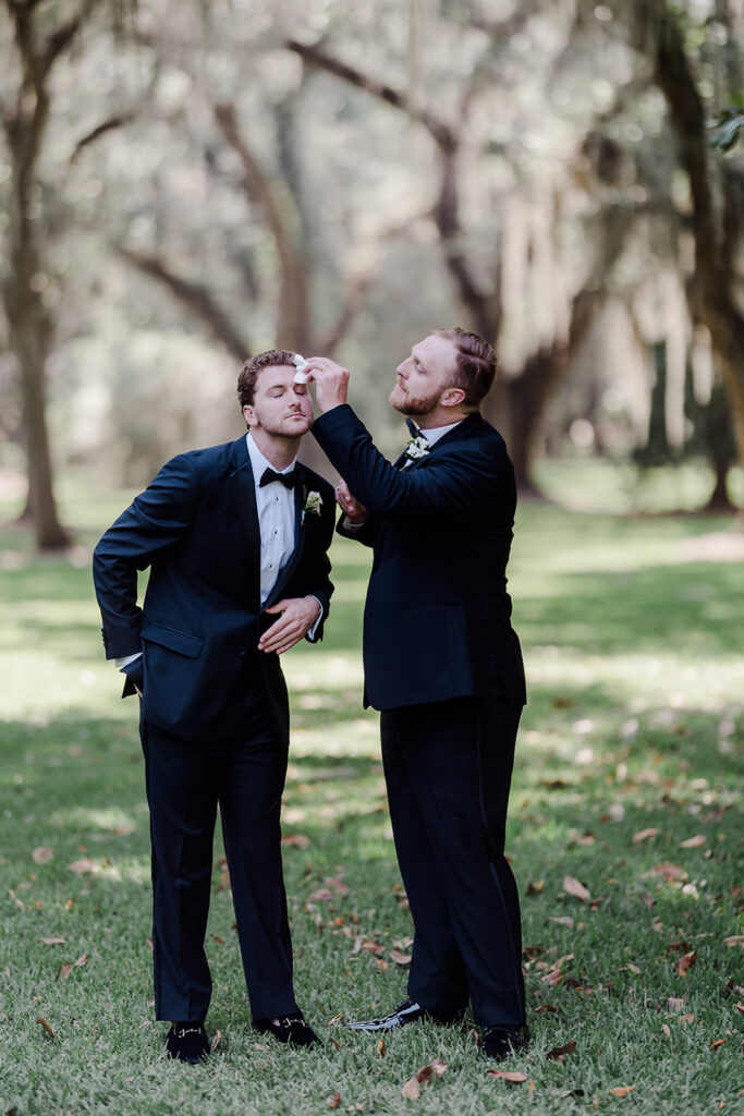 How to Make Family Photos Easy and Enjoyable