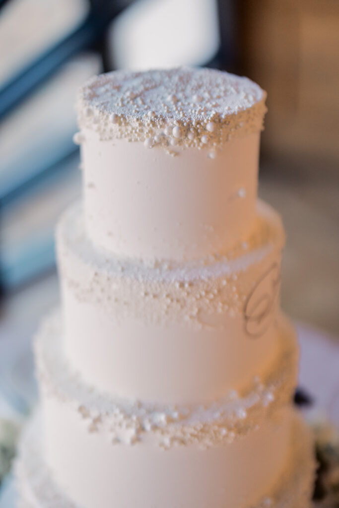 Cake and Sweet Table: Why Photography Wedding Details Matters