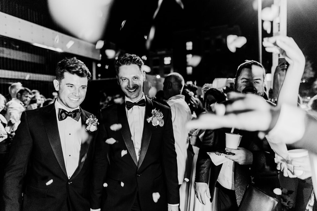 Discover Photo Worthy Wedding Exit Ideas