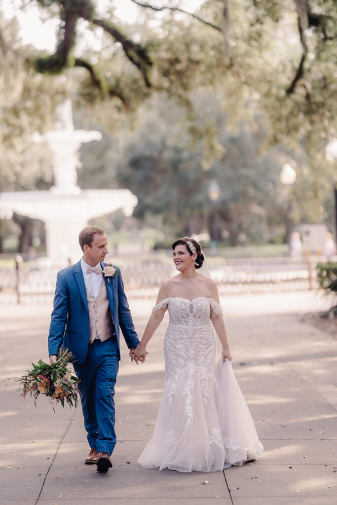 Bride and groom portraits in Savannah, GA.