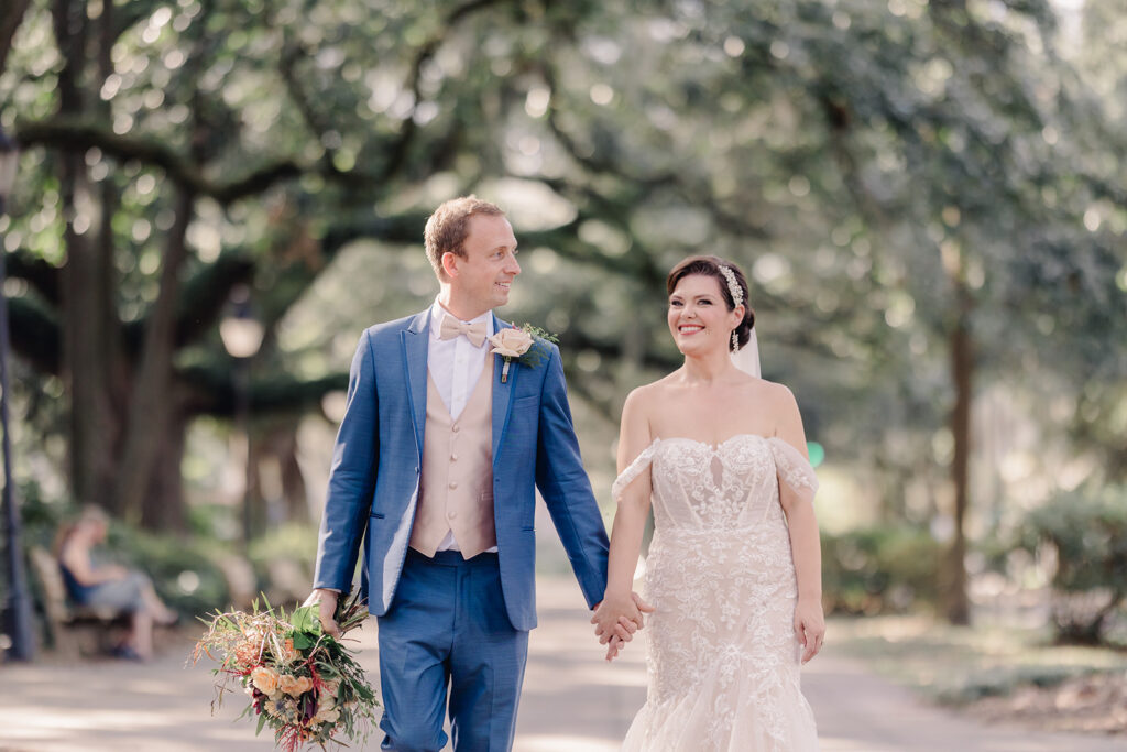 Bride and groom portraits in Savannah, GA.