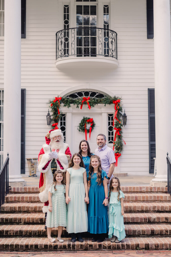 Santa photos with family.
