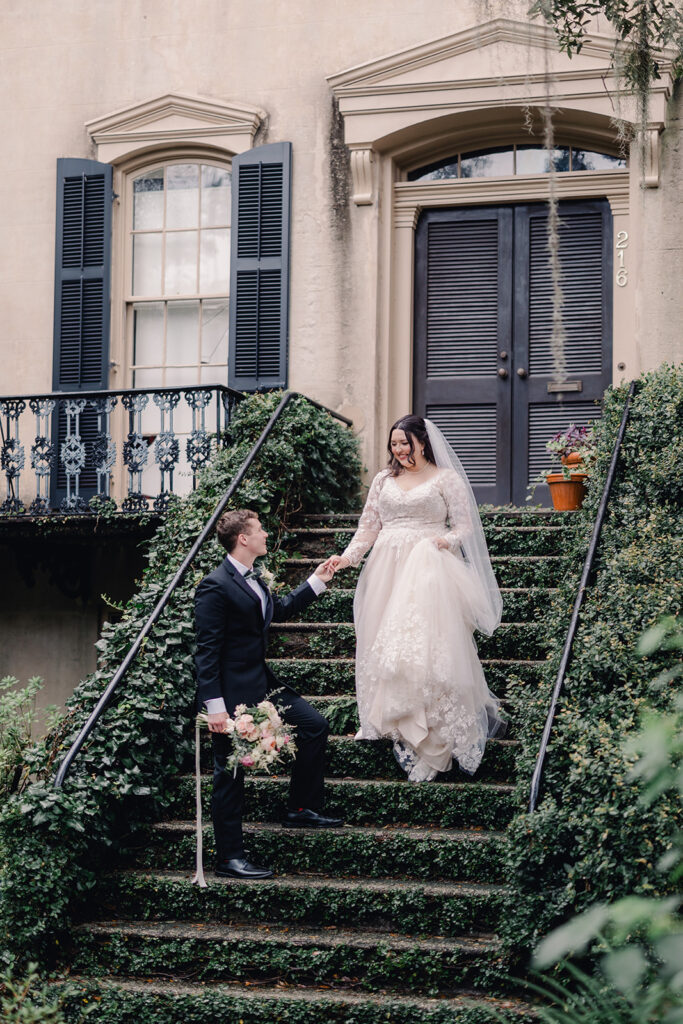 Savannah elopement with wedding photos of bride and groom.