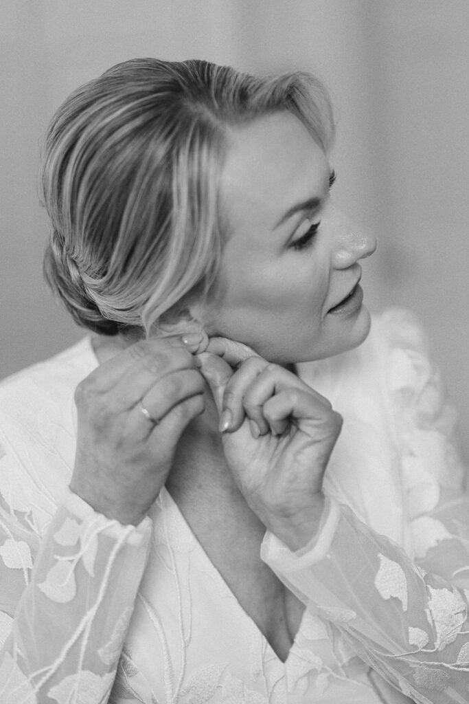 Elopement in Savannah, GA - Esther Griffin Photography