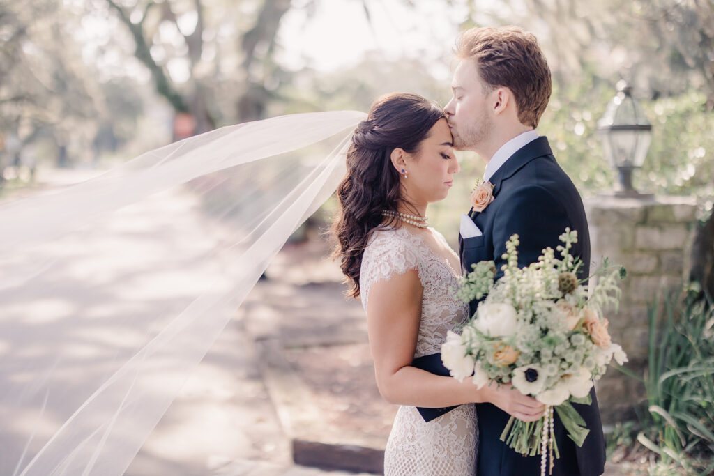 Bluff Drive - Savannah Photo Venue - Esther Griffin Photography