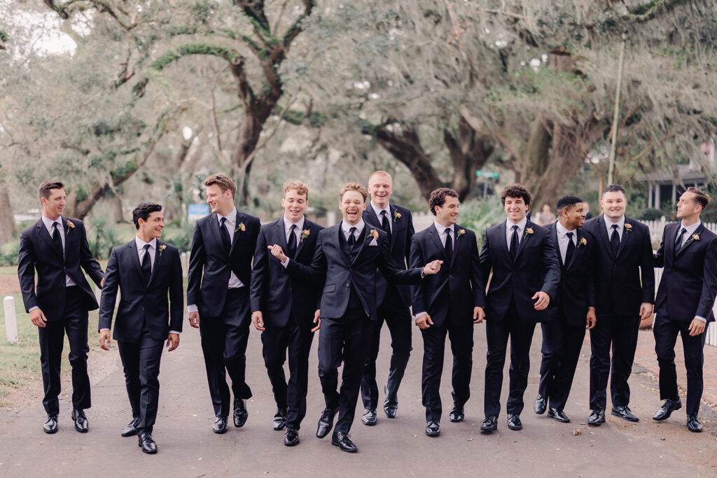 Bluff Drive - Savannah Photo Venue - Esther Griffin Photography