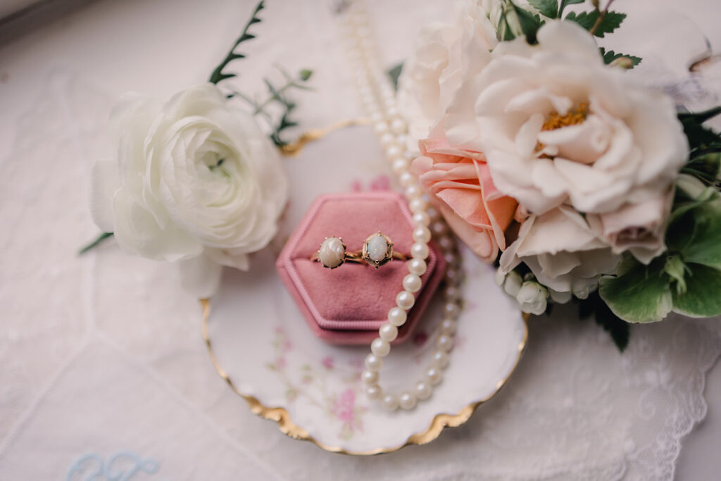 Elopement in Savannah, GA - Esther Griffin Photography