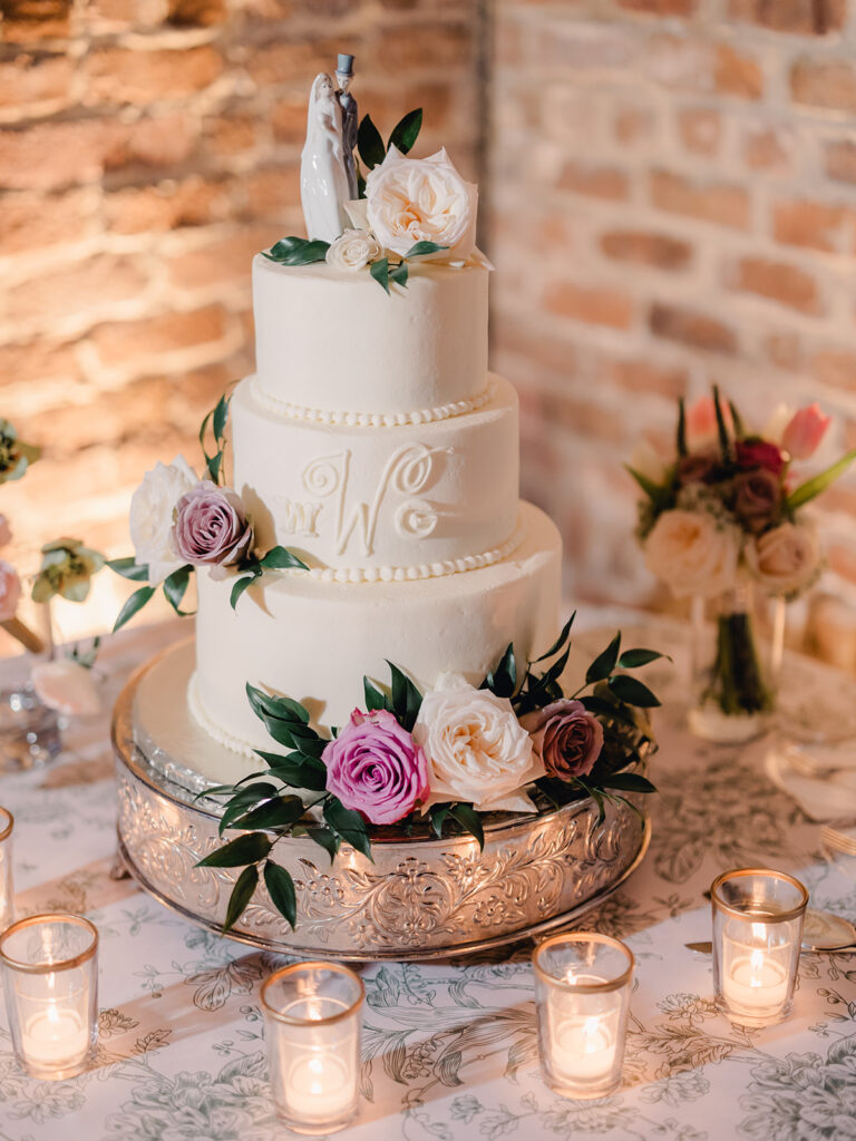 Wedding Cake at Charles Morris Center, Savannah - Esther Griffin Photography