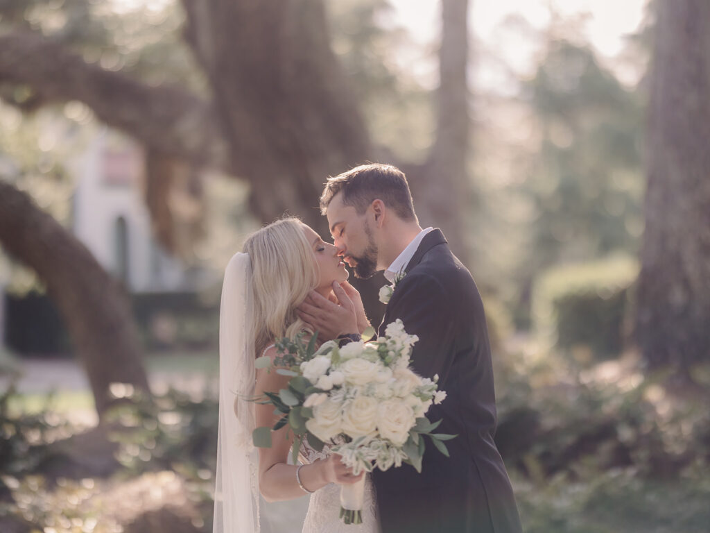 Micro-Wedding Trend - Savannah Elopement - Esther Griffin Photography