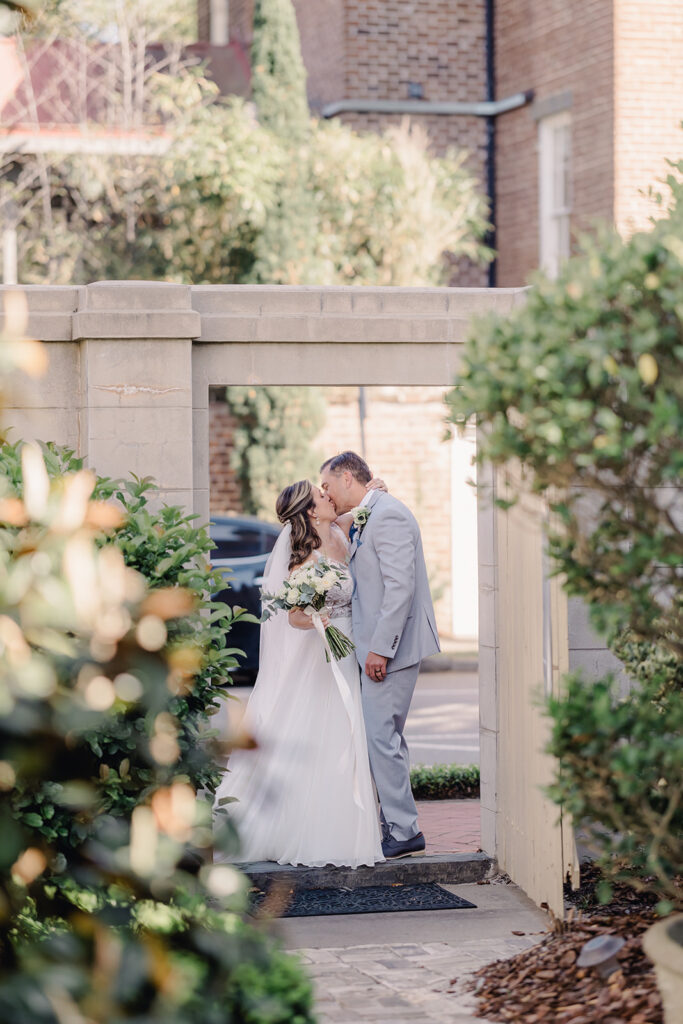 Savannah Elopement at The Gastonian - Esther Griffin Photography