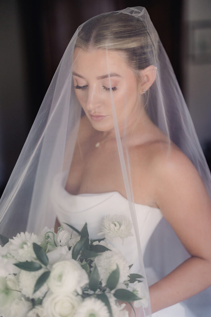 Should You Wear a Veil for Your Wedding? - Esther Griffin Photography