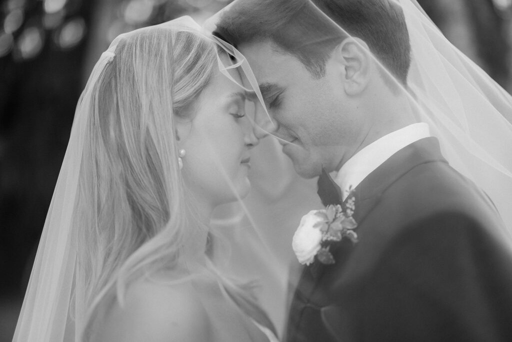 Should You Wear a Veil for Your Wedding? - Esther Griffin Photography