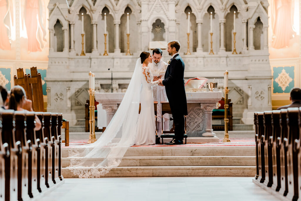 Should You Wear a Veil for Your Wedding? - Esther Griffin Photography
